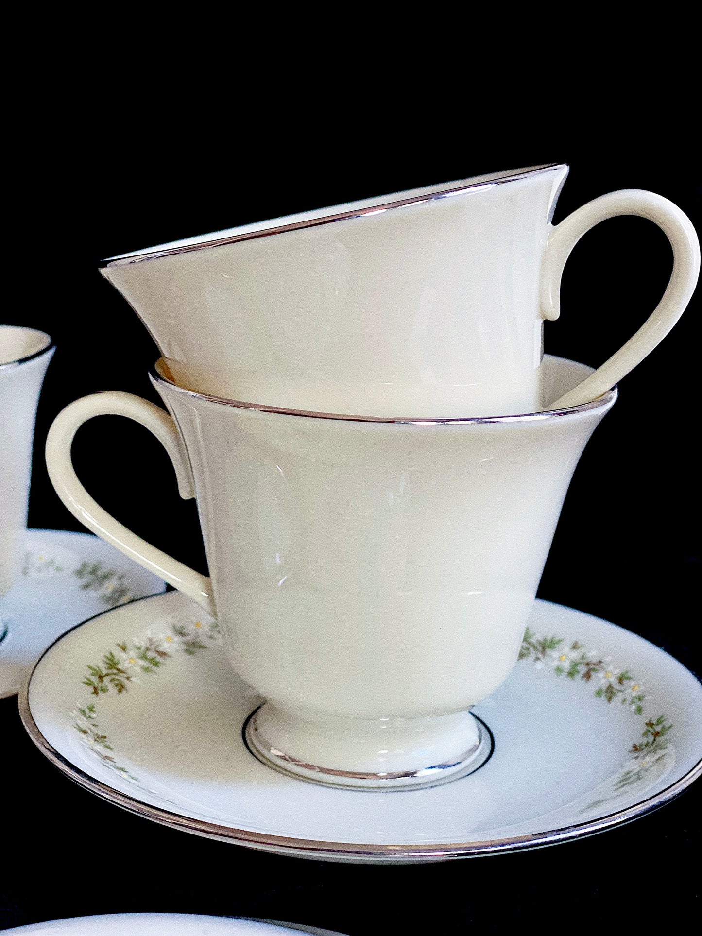 Lenox Teacups & Saucers (Set of 4)